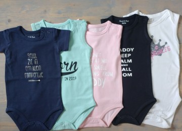 Rompertjes in diverse kleuren en teksten 1