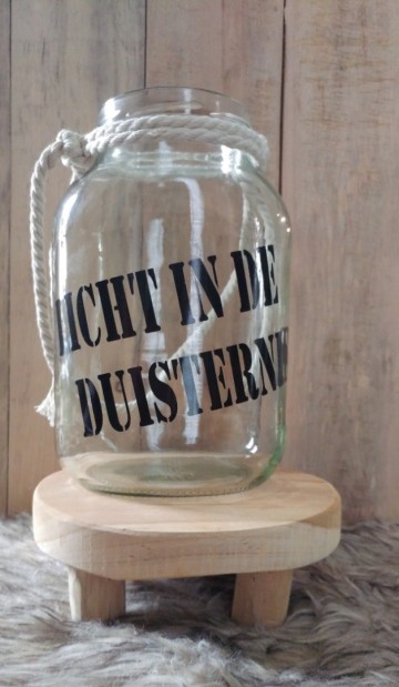 Windlicht licht in de duisternis